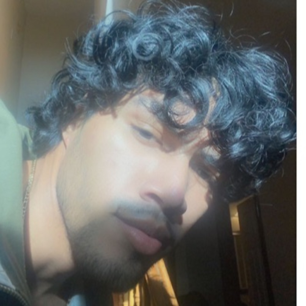 Meet your Posher, Diego